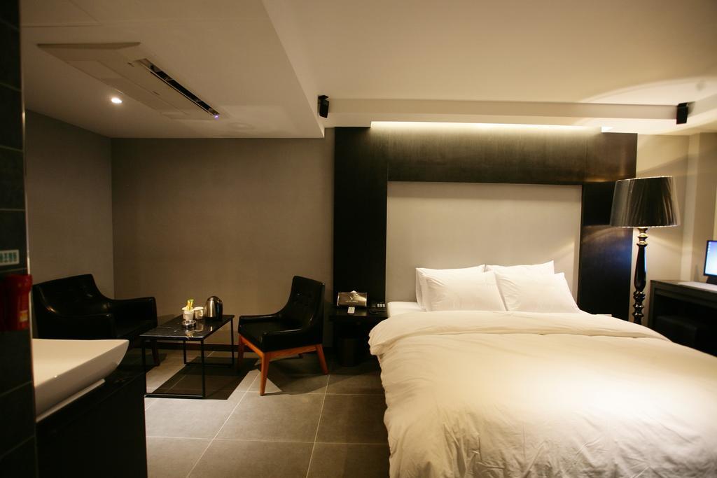 Hotel Voll Seoul Room photo